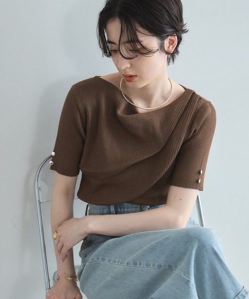&. NOSTALGIA(アンドドットノスタルジア)の「ドレープリブトップス(Tシャツ/カットソー・レディース・オフホワイト/ネイビー/ブラウン・M)」の2枚目の写真