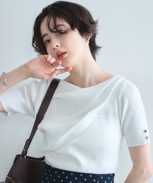 &. NOSTALGIA(アンドドットノスタルジア)の「ドレープリブトップス(Tシャツ/カットソー・レディース・オフホワイト/ネイビー/ブラウン・M)」の6枚目の写真