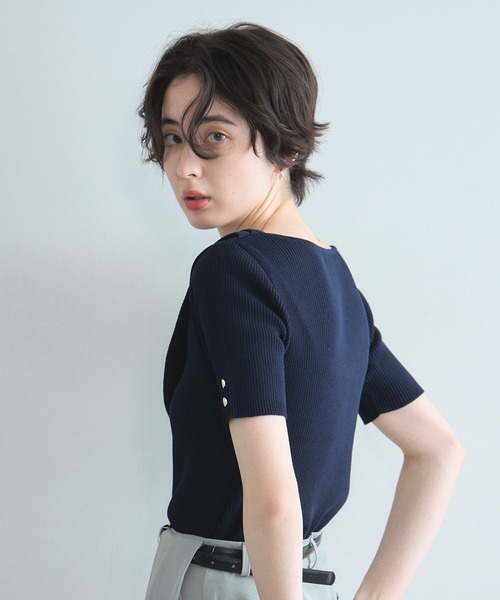 &. NOSTALGIA(アンドドットノスタルジア)の「ドレープリブトップス(Tシャツ/カットソー・レディース・オフホワイト/ネイビー/ブラウン・M)」の11枚目の写真