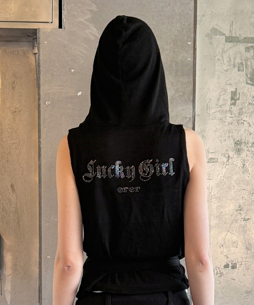 ERER(エルエル)の「Hotfix hooded Sleeveless knit Black(Tシャツ/カットソー・レディース・ブラック・F)」の6枚目の写真
