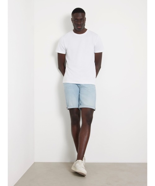 Guess(ゲス)の「SONNY Short デニムパンツ ショートパンツ ショーツ(デニムパンツ・メンズ・ブルー系その他・31inch/30inch/29inch/28inch)」の3枚目の写真