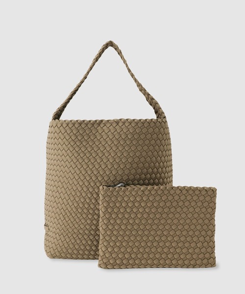 allureville(アルアバイル)の「【NAGHEDI(ナゲディ)】 MEDIUM HOBO ショルダーバッグ(ショルダーバッグ・レディース・グレイッシュベージュ・FREE)」の3枚目の写真