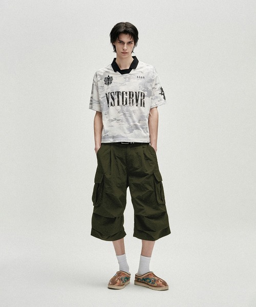 NOT4NERD(ノットフォーナード)の「NOT4NERD/ノットフォーナード/Knee Tuck Parachute Cargo Bermuda Shorts(カーゴパンツ・メンズ・ライトカーキ/ブラック・L/M)」の2枚目の写真