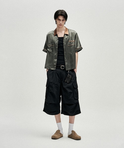 NOT4NERD(ノットフォーナード)の「NOT4NERD/ノットフォーナード/Knee Tuck Parachute Cargo Bermuda Shorts(カーゴパンツ・メンズ・ライトカーキ/ブラック・L/M)」の6枚目の写真