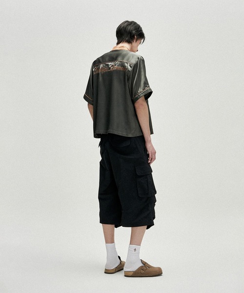 NOT4NERD(ノットフォーナード)の「NOT4NERD/ノットフォーナード/Knee Tuck Parachute Cargo Bermuda Shorts(カーゴパンツ・メンズ・ライトカーキ/ブラック・L/M)」の8枚目の写真