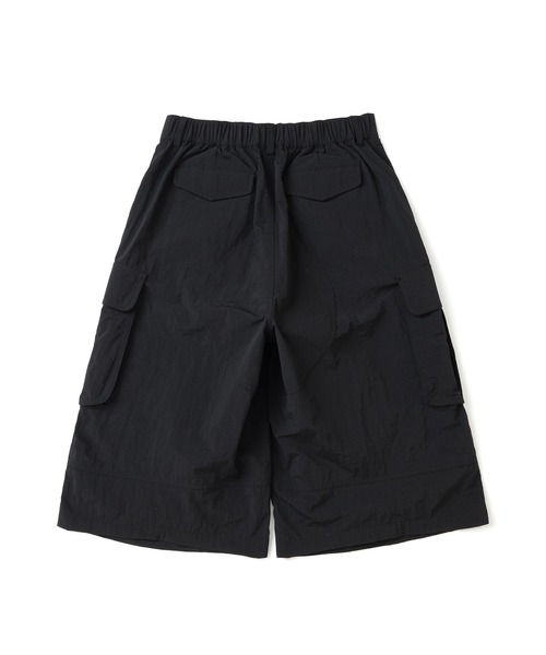 NOT4NERD(ノットフォーナード)の「NOT4NERD/ノットフォーナード/Knee Tuck Parachute Cargo Bermuda Shorts(カーゴパンツ・メンズ・ライトカーキ/ブラック・L/M)」の10枚目の写真