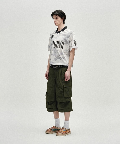 NOT4NERD(ノットフォーナード)の「NOT4NERD/ノットフォーナード/Knee Tuck Parachute Cargo Bermuda Shorts(カーゴパンツ・メンズ・ライトカーキ/ブラック・L/M)」の17枚目の写真