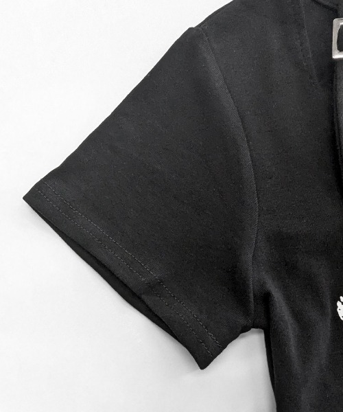 Riff（リフ）の「ベルトデザインプリントTシャツ（Tシャツ/カットソー・レディース・ホワイト/ブラック・FREE）」の4枚目の写真