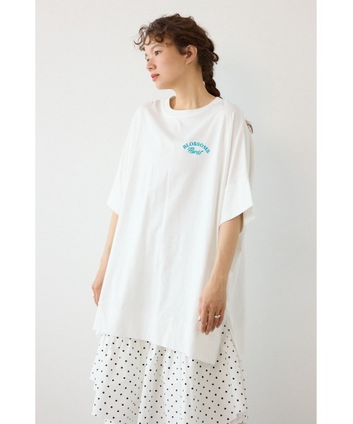 RODEO CROWNS WIDE BOWL（ロデオクラウンズワイドボウル）の「EMBROIDERY FLOWERSワンピース（ワンピース・レディース・ライトピンク/ブラック/オフホワイト/ライトブルー・FREE）」の5枚目の写真