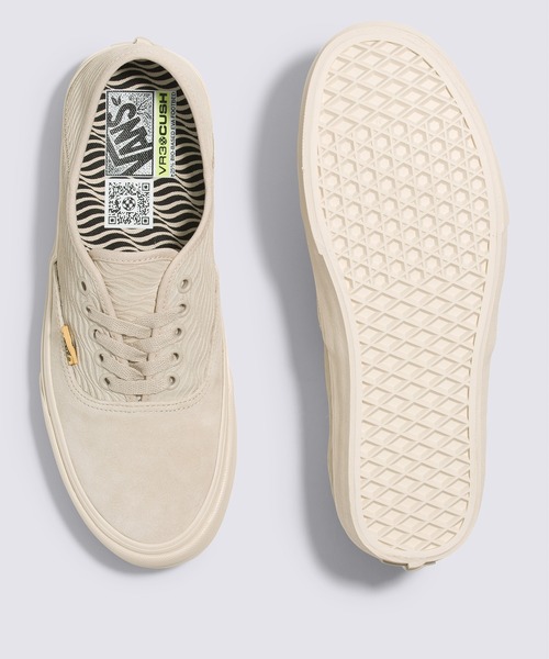 VANS（バンズ）の「FUTURE CURRENTS オーセンティック VR3 / UA Authentic VR3 SF FUTURE CUR VN0A4BX5BYS1（スニーカー・メンズ・ライトベージュ・4）」の3枚目の写真