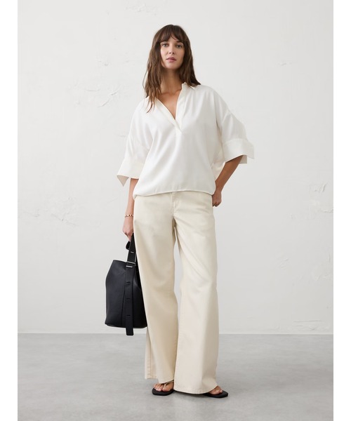 BANANA REPUBLIC FACTORY STORE(バナナリパブリック ファクトリーストア)の「BANANA REPUBLIC FACTORY STORE ドレーピーツイル スキッパートップス(シャツ/ブラウス・レディース・ベージュ/オリーブ/ブラック/ホワイト・XS/S/M/L)」の7枚目の写真