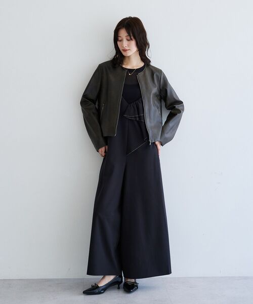 YECCA VECCA(イェッカヴェッカ)の「ラッフルキャミオールインワン(サロペット/オーバーオール・レディース・ダークベージュ/ブラック・FREE)」の21枚目の写真