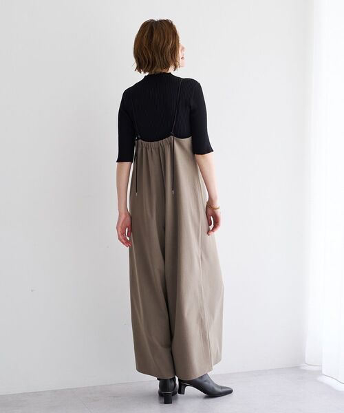 YECCA VECCA(イェッカヴェッカ)の「ラッフルキャミオールインワン(サロペット/オーバーオール・レディース・ダークベージュ/ブラック・FREE)」の16枚目の写真
