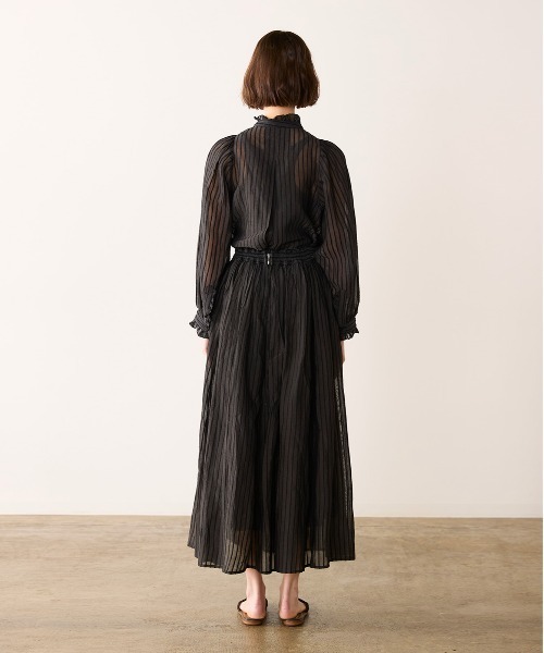 Marilyn Moon(マリリンムーン)の「sheer velour flare skirt(スカート・レディース・グリーン/グレー/ブラック・FREE)」の7枚目の写真