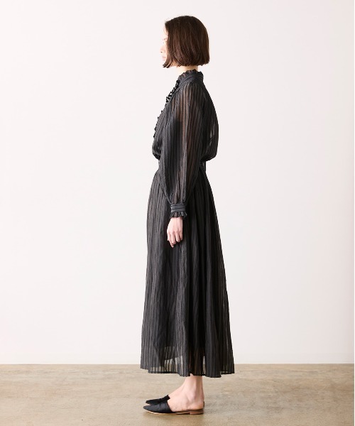 Marilyn Moon(マリリンムーン)の「sheer velour flare skirt(スカート・レディース・グリーン/グレー/ブラック・FREE)」の11枚目の写真