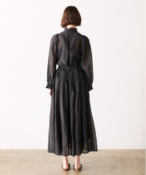 Marilyn Moon(マリリンムーン)の「sheer velour flare skirt(スカート・レディース・グリーン/グレー/ブラック・FREE)」の13枚目の写真