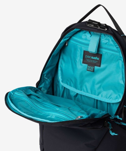 pacsafe(パックセーフ)の「【Pacsafe / パックセーフ】Pacsafe ECO 18L Backpack / エコ バックパック リュック 防犯機能 サステナブル(バックパック/リュック・メンズ・ブラック・FREE)」の15枚目の写真