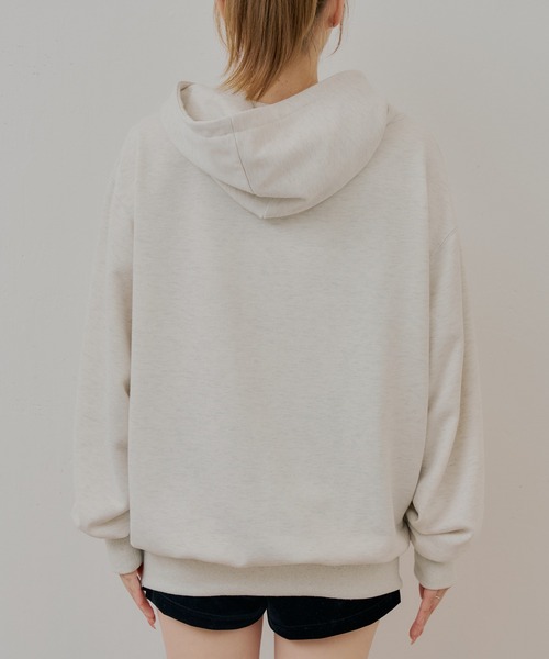 Chico(チコ)の「ロゴ刺繍ルーズパーカー(パーカー・レディース・グレー/オートミール/ピンクベージュ・FREE)」の22枚目の写真