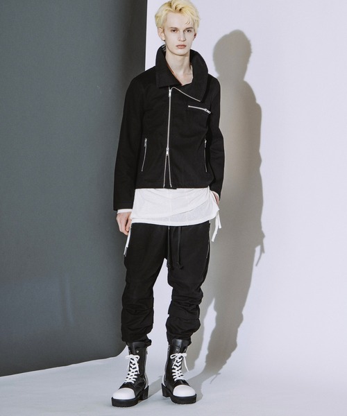 NO ID.(ノーアイディ)の「【NO ID.】High Collar Duck Blouson / ハイカラー ダック ブルゾン(ブルゾン・メンズ・ブラック/カーキ・2/1)」の4枚目の写真