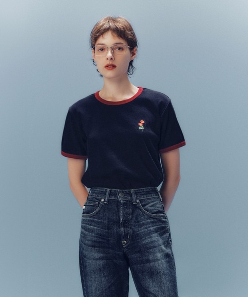 SOMETHING(サムシング)の「SOMETHING×TOLIGHT 刺繍 ロゴ半袖Tシャツ(Tシャツ/カットソー・レディース・ホワイト/ボルドー/ネイビー・FREE)」の3枚目の写真