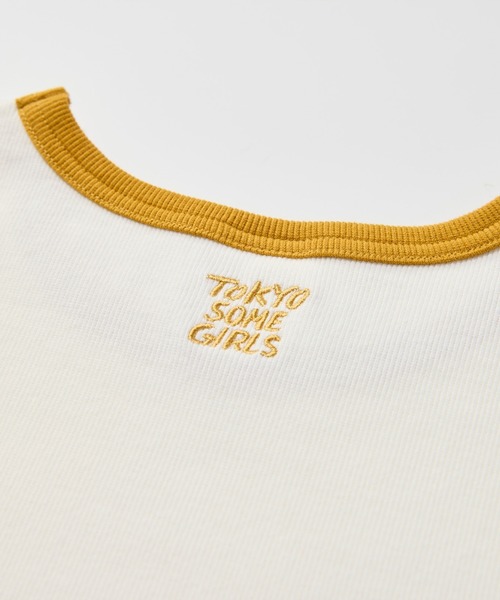 SOMETHING(サムシング)の「SOMETHING×TOLIGHT 刺繍 ロゴ半袖Tシャツ(Tシャツ/カットソー・レディース・ホワイト/ボルドー/ネイビー・FREE)」の11枚目の写真