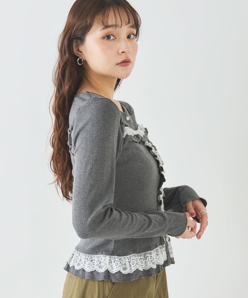 archives(アルシーヴ)の「配色レースカットアンサンブル(Tシャツ/カットソー・レディース・アイボリー/ブラック/チャコールグレー・MEDIUM)」の18枚目の写真