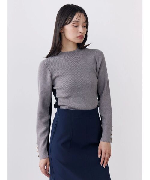 TONAL（トーナル）の「ウォッシャブルウールバイカラーハイネックニット（ニット/セーター・レディース・ライトブルー/オフホワイト/ブラック/ピンク/グレー・MEDIUM）」の3枚目の写真