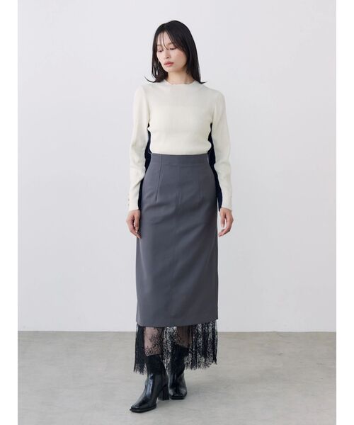 TONAL（トーナル）の「ウォッシャブルウールバイカラーハイネックニット（ニット/セーター・レディース・ライトブルー/オフホワイト/ブラック/ピンク/グレー・MEDIUM）」の11枚目の写真