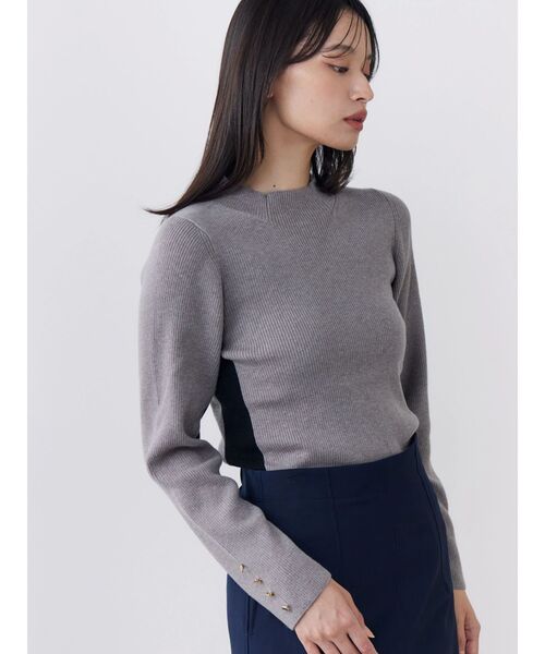 TONAL（トーナル）の「ウォッシャブルウールバイカラーハイネックニット（ニット/セーター・レディース・ライトブルー/オフホワイト/ブラック/ピンク/グレー・MEDIUM）」の15枚目の写真