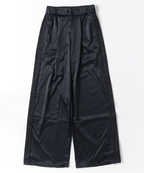 adidas(アディダス)の「ラックスフロー サテン ルーズフィット ストレートレッグ オープンヘム パンツ / アディダス adidas(その他パンツ・レディース・ブラック・X-LARGE/MEDIUM/LARGE/XX-LARGE/X-SMALL/SMALL)」の7枚目の写真