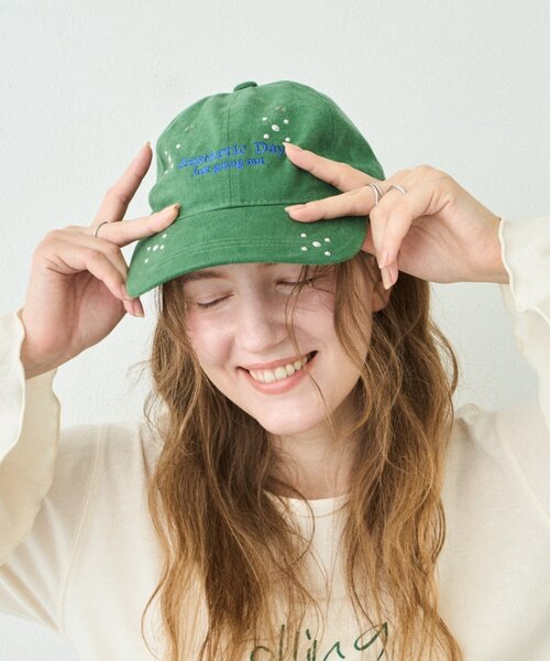CIAOPANIC TYPY(チャオパニックティピー)の「【WEB限定】スタッズデザイン刺繍キャップ(キャップ・レディース・チャコールグレー/ブルー/グリーン/アイボリー・ONE SIZE)」の3枚目の写真