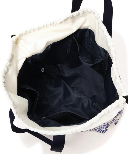 PEARLY GATES(パーリーゲイツ)の「ウサギブルーム柄3WAYロッカーバッグ (UNISEX)(ショルダーバッグ・メンズ・レッド系その他/ベージュ系その他・FREE)」の8枚目の写真