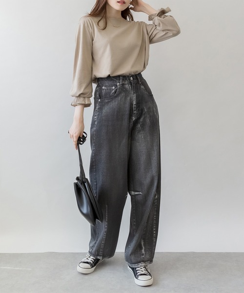 ElegChic(エレグシック)の「タックスリーブカットソー(Tシャツ/カットソー・レディース・チャコールグレー/モカ/オフホワイト/グレイッシュベージュ/ブラック・FREE)」の2枚目の写真