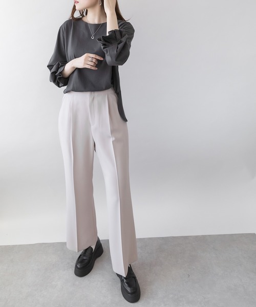 ElegChic(エレグシック)の「タックスリーブカットソー(Tシャツ/カットソー・レディース・チャコールグレー/モカ/オフホワイト/グレイッシュベージュ/ブラック・FREE)」の14枚目の写真