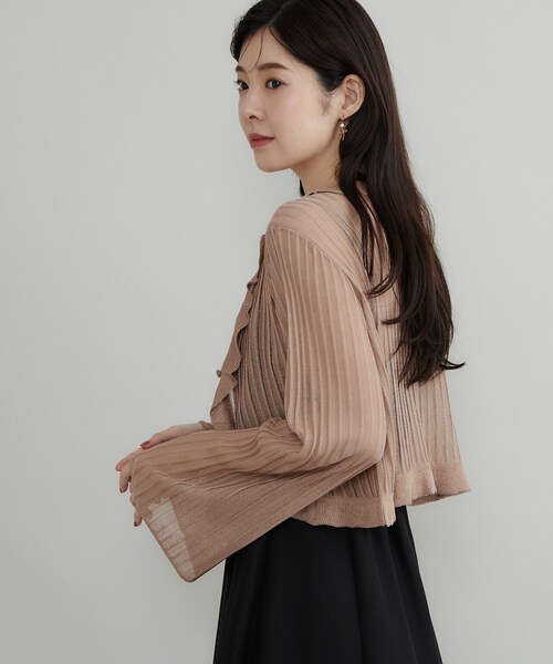 couture brooch（クチュールブローチ）の「Vネックフリルカーディガン（カーディガン/ボレロ・レディース・ライトグレー/サンドベージュ/ブラック・38）」の20枚目の写真