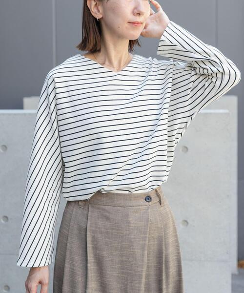 ITEMS URBANRESEARCH(アイテムズ アーバンリサーチ)の「カットミラノプルオーバー(Tシャツ/カットソー・レディース・ブラック系その他/ブルー/モカ/ホワイト系その他・FREE)」の18枚目の写真