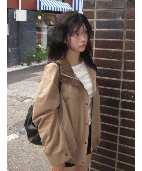 modimood(モディムード)の「ハーフネック2WAYナイトジャンパー(ブルゾン・レディース・ベージュ・FREE)」の4枚目の写真