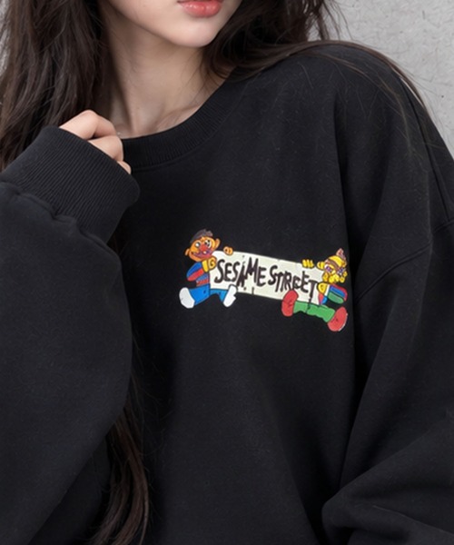 GLAMOROUS JANE(グラマラスジェーン)の「SESAME STREETバックプリントオーバーサイズトレーナー(スウェット・レディース・グリーン/杢グレー/ブラック・FREE)」の22枚目の写真