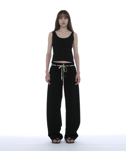 PARTIMENTO WOMEN(パルティメントウィメン)の「ドローストリングリワークドプリーツバギージーンズ_ブラック(デニムパンツ・レディース・その他・SMALL)」の2枚目の写真