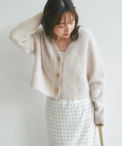 La boutique BonBon（ラブティックボンボン）の「ヘアリーウールカシミヤ混メタルボタンカーディガン（ニット/セーター・レディース・モカ/ピンク/オフホワイト・FREE）」の8枚目の写真