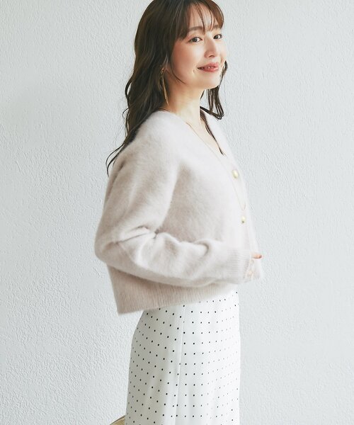 La boutique BonBon（ラブティックボンボン）の「ヘアリーウールカシミヤ混メタルボタンカーディガン（ニット/セーター・レディース・モカ/ピンク/オフホワイト・FREE）」の9枚目の写真