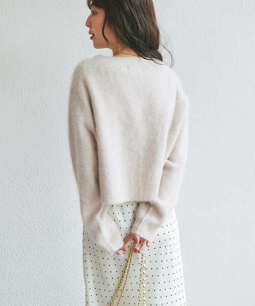 La boutique BonBon（ラブティックボンボン）の「ヘアリーウールカシミヤ混メタルボタンカーディガン（ニット/セーター・レディース・モカ/ピンク/オフホワイト・FREE）」の10枚目の写真