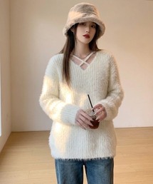 モヘア調デザインVネックニット