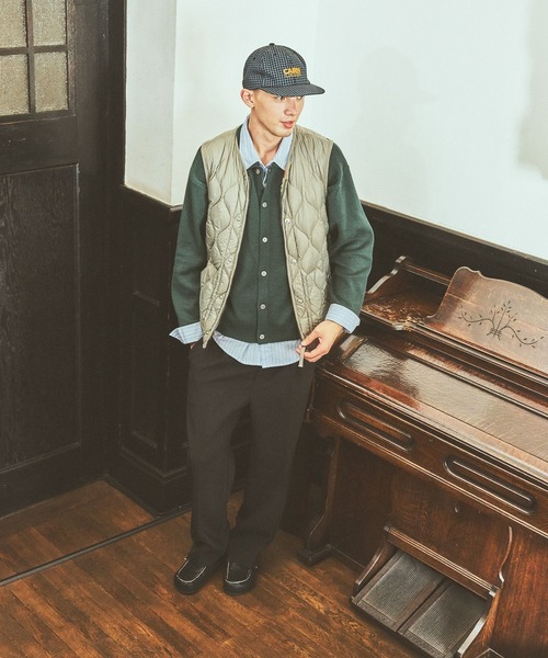TAION(タイオン)の「【TAION(タイオン)】別注MILITARY CREW NECK BUTTON DOWN JKT(ダウンベスト・メンズ・グリーン/ブラック・MEDIUM/LARGE)」の9枚目の写真