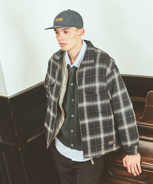 TAION(タイオン)の「【TAION(タイオン)】別注MILITARY CREW NECK BUTTON DOWN JKT(ダウンベスト・メンズ・グリーン/ブラック・MEDIUM/LARGE)」の14枚目の写真