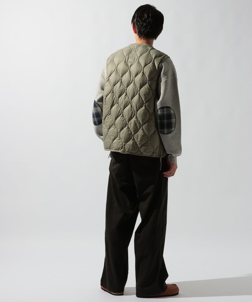 TAION(タイオン)の「【TAION(タイオン)】別注MILITARY CREW NECK BUTTON DOWN JKT(ダウンベスト・メンズ・グリーン/ブラック・MEDIUM/LARGE)」の21枚目の写真