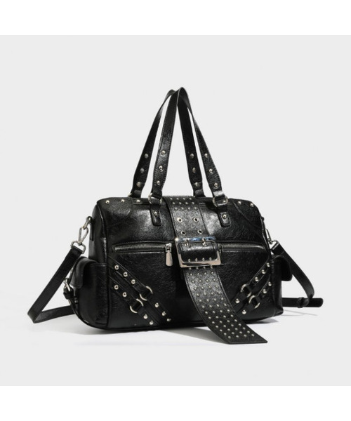 LA MODE MAQI(ラモードマキ)の「高品質スタッズバックルボストンバッグ(ボストンバッグ・レディース・ブラック/ピンク/アイボリー・FREE)」の1枚目の写真