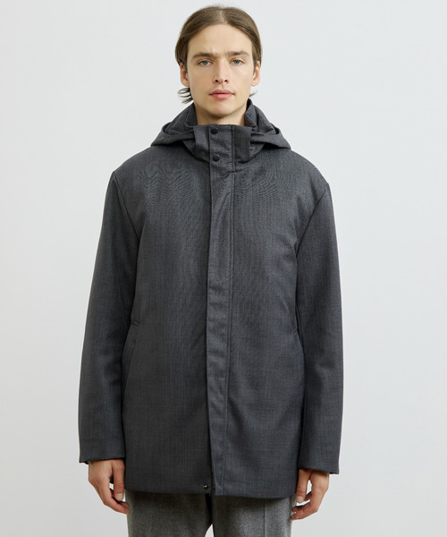 MEN'S MELROSE（メンズメルローズ）の「TWシャークスキンボンディングフーデットブルゾン ｜防風 / 保温（ブルゾン・メンズ・グレー/ブラック・5/4/3/2）」の3枚目の写真