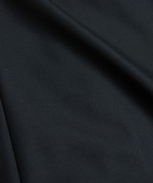 MEN'S MELROSE（メンズメルローズ）の「TWシャークスキンボンディングフーデットブルゾン ｜防風 / 保温（ブルゾン・メンズ・グレー/ブラック・5/4/3/2）」の13枚目の写真