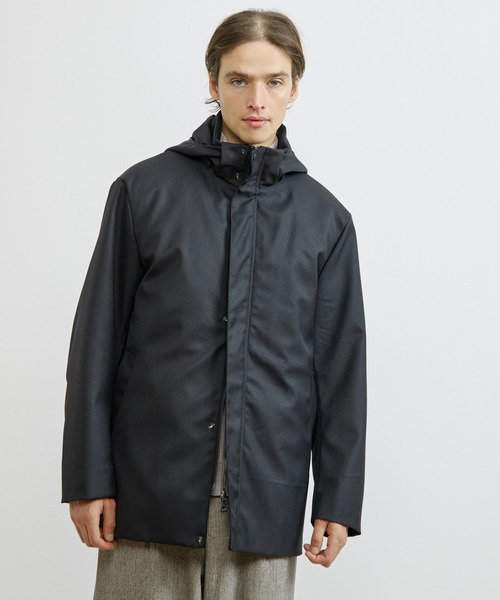 MEN'S MELROSE（メンズメルローズ）の「TWシャークスキンボンディングフーデットブルゾン ｜防風 / 保温（ブルゾン・メンズ・グレー/ブラック・5/4/3/2）」の4枚目の写真